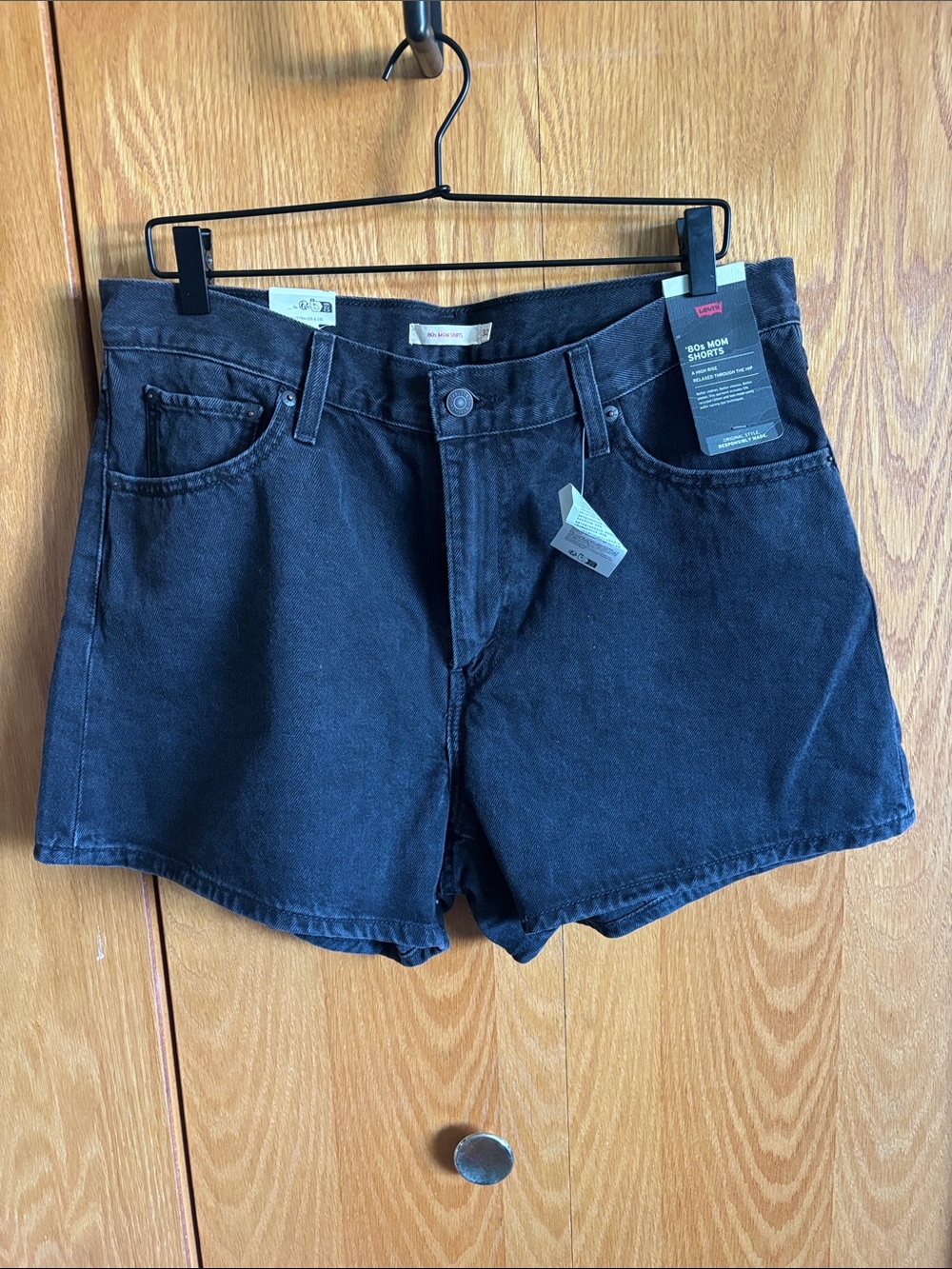 Levi’s 80’s Mom Shorts